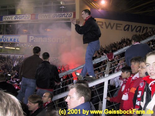 [Bayer Leverkusen - FC 2000/2001]