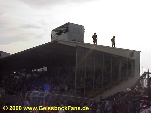 [VfL Wolfsburg - FC 2000/2001]