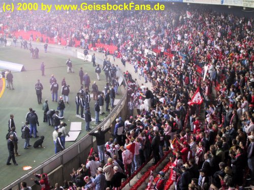 [FC - FC St. Pauli 1999/2000]