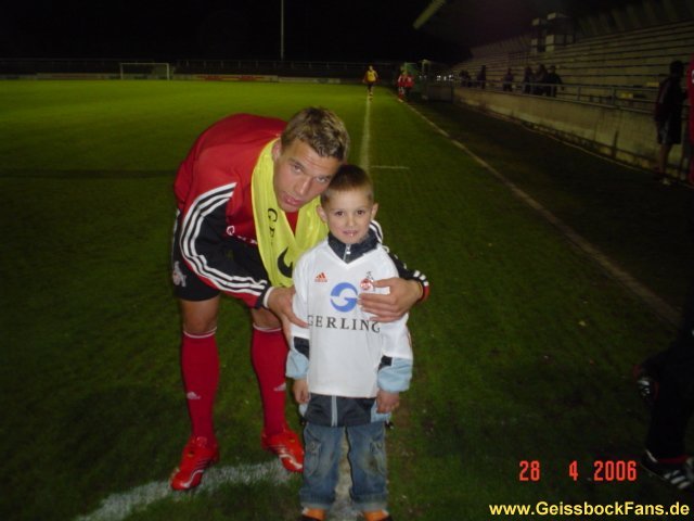Jerome Klimt mit Lukas Podolski