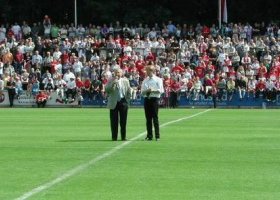 [Saisoner�ffnung 2001/2002]