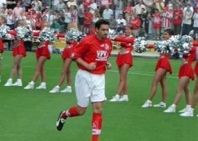 [Saisoner�ffnung 2001/2002]