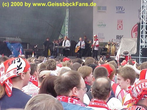 [Aufstiegsfeier 21.05.2000]